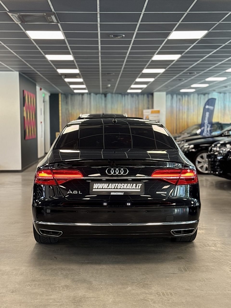 Audi A8 | 4