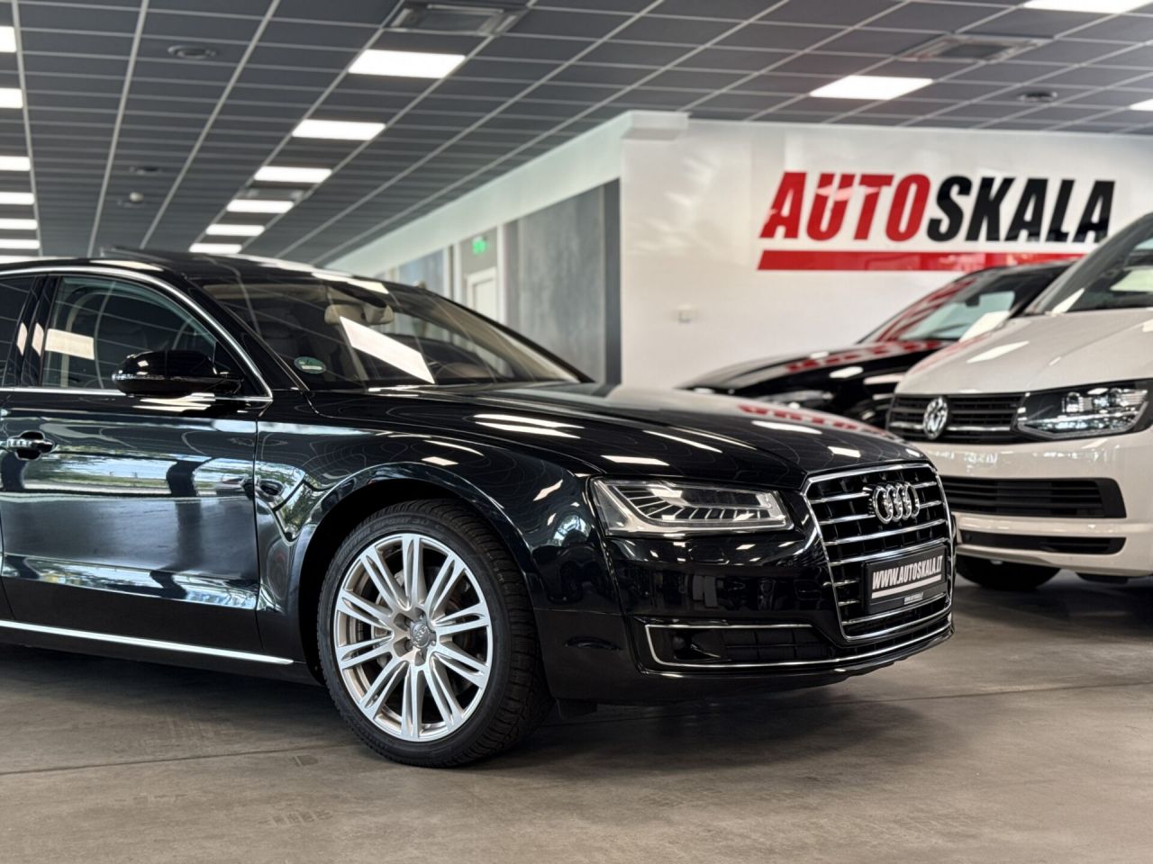 Audi A8 | 43