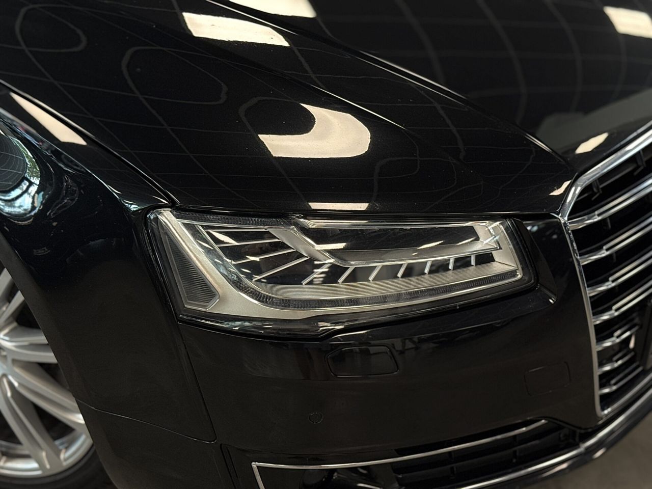 Audi A8 | 38