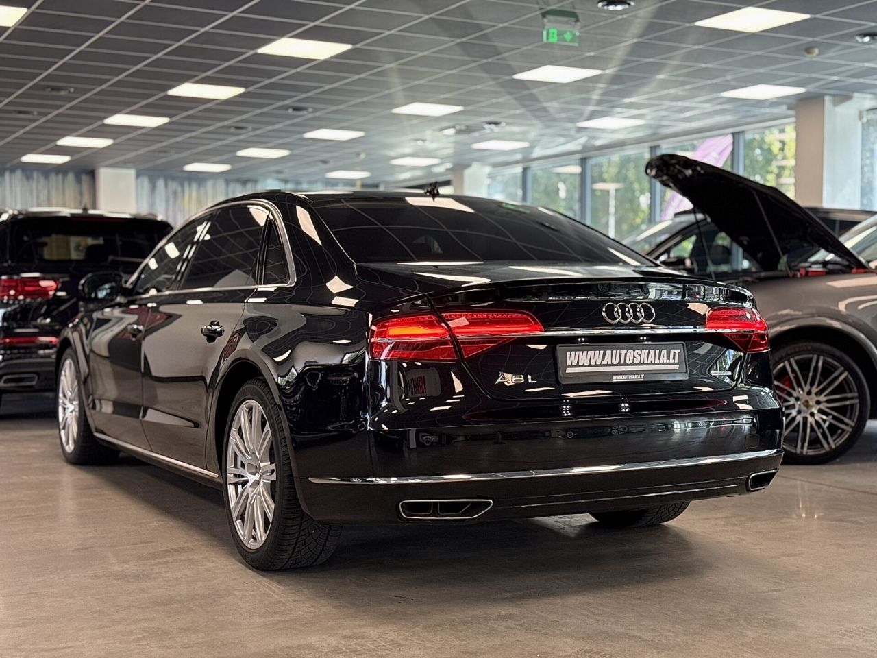 Audi A8 | 5