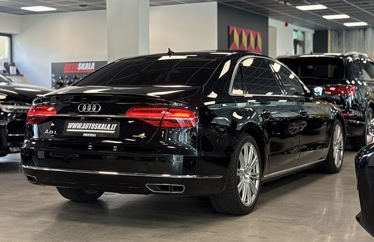 Audi A8 | 6