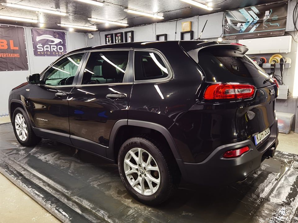 Jeep Cherokee | 2