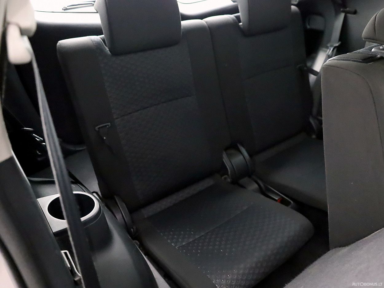 Toyota Verso | 7