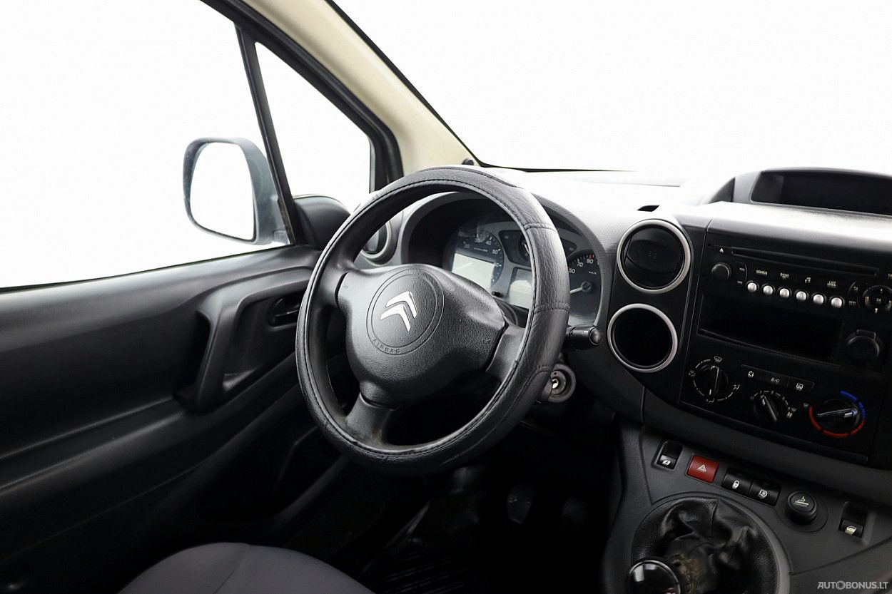 Toyota Auris | 4