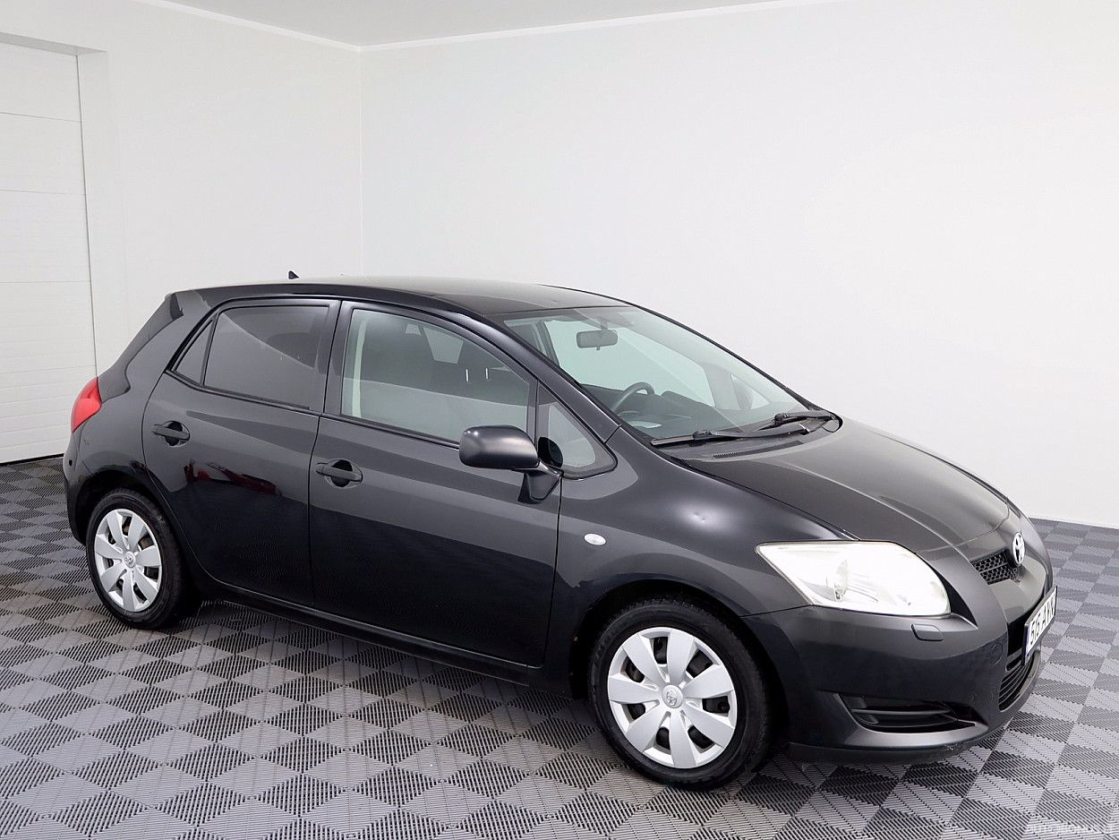 Toyota Auris | 8