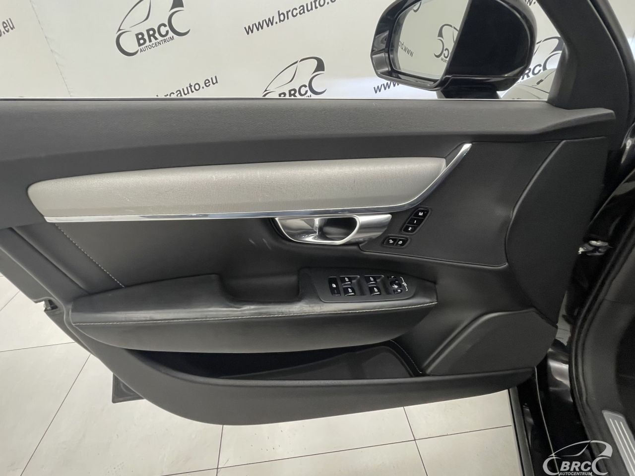 Volvo S90 | 16