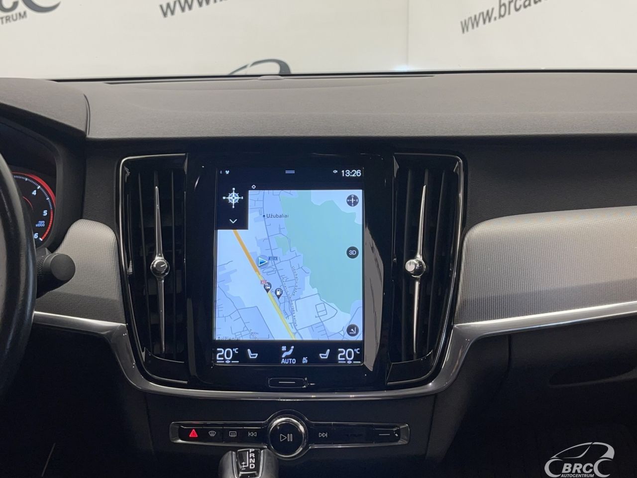 Volvo S90 | 13
