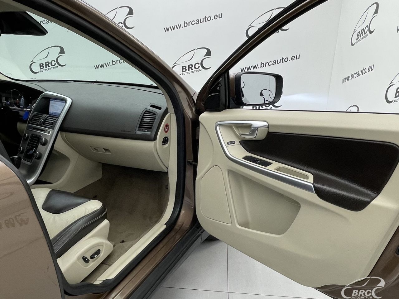 Volvo XC60 | 7
