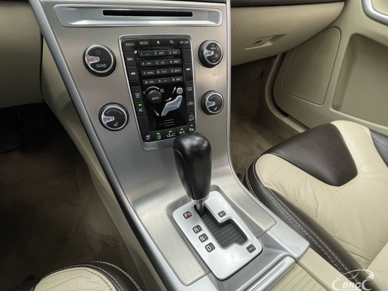 Volvo XC60 | 28
