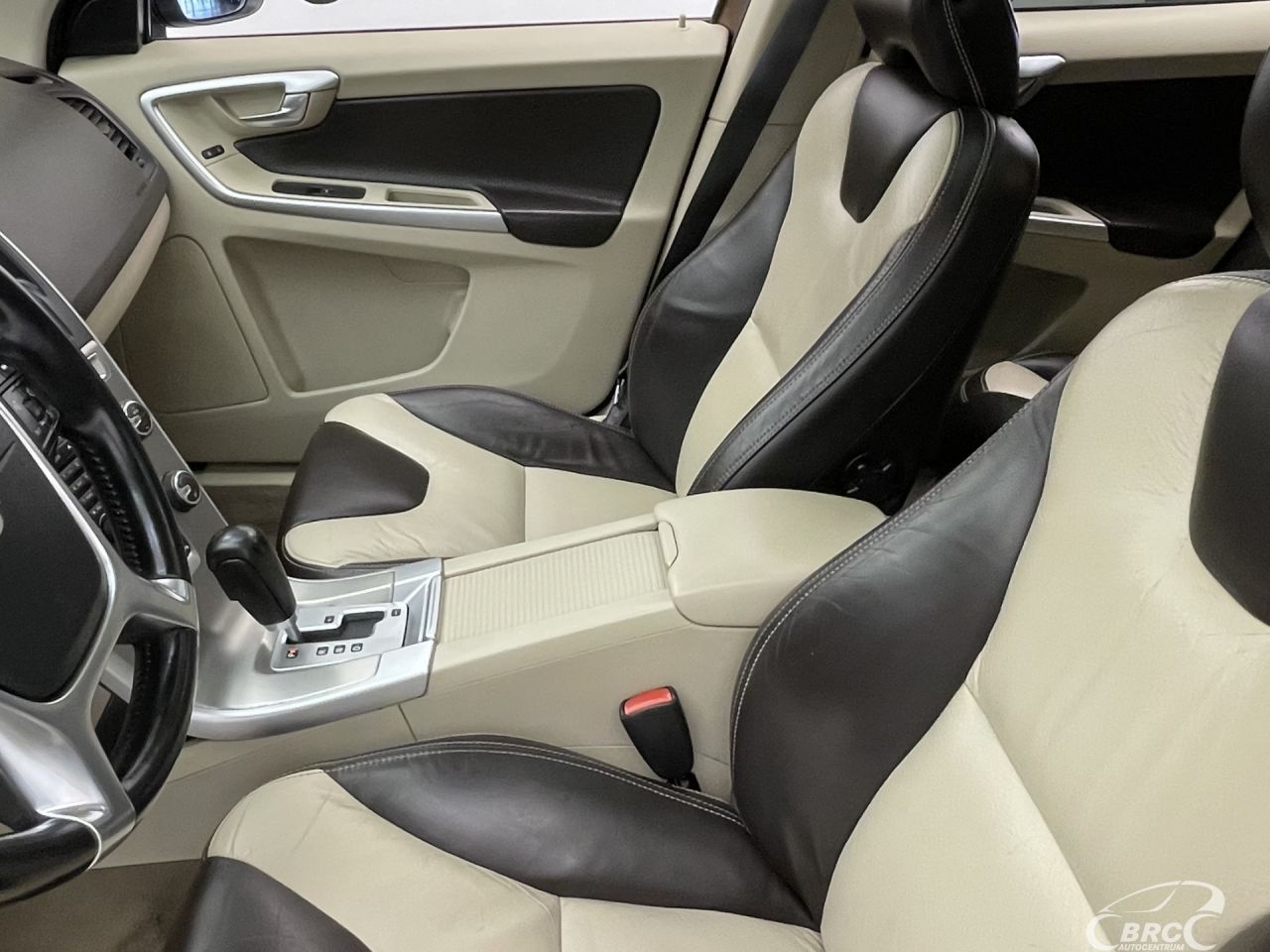Volvo XC60 | 26