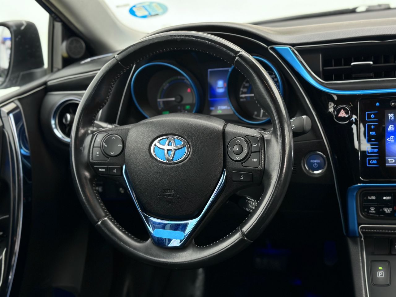 Toyota Auris | 12