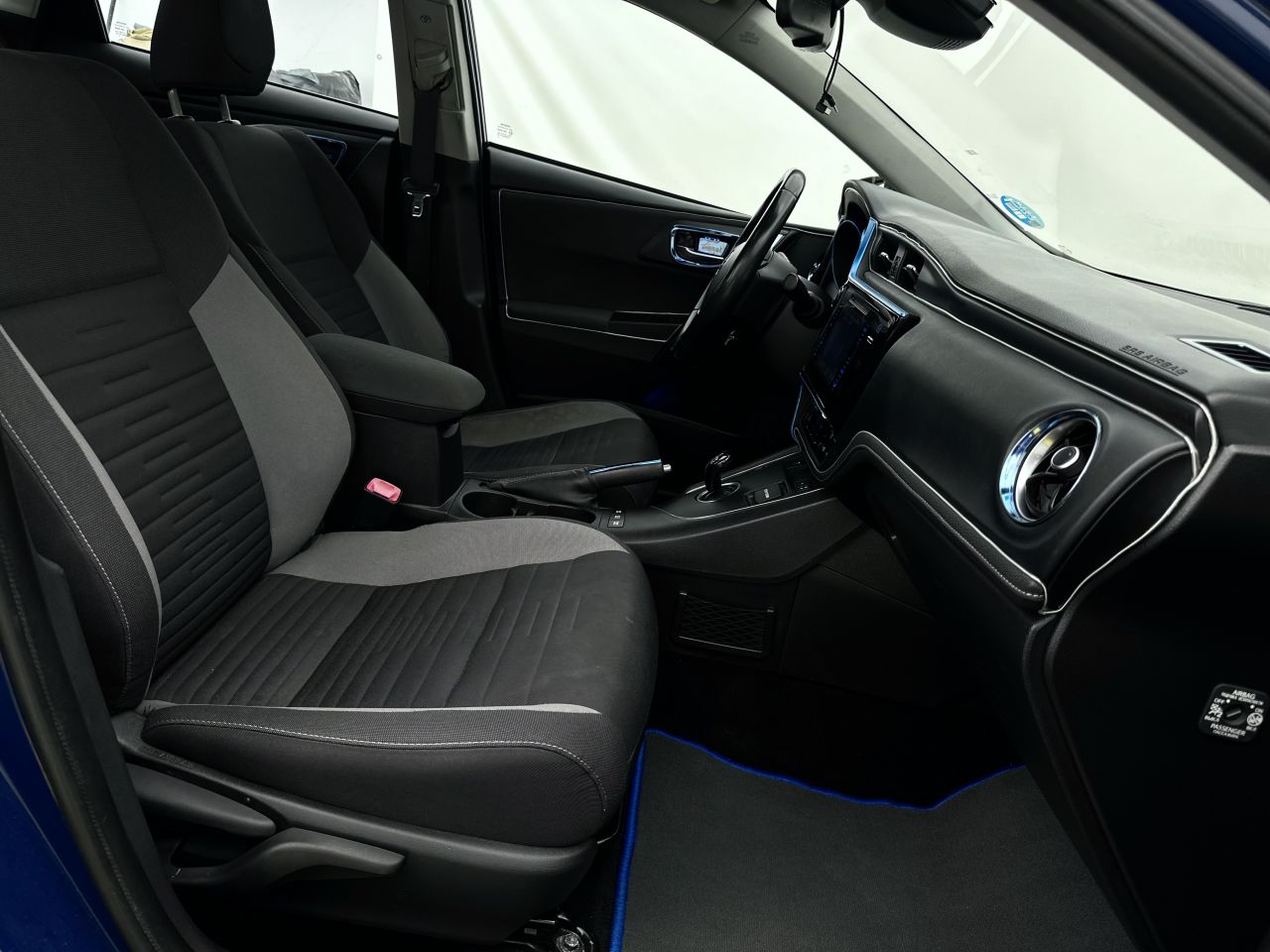 Toyota Auris | 10