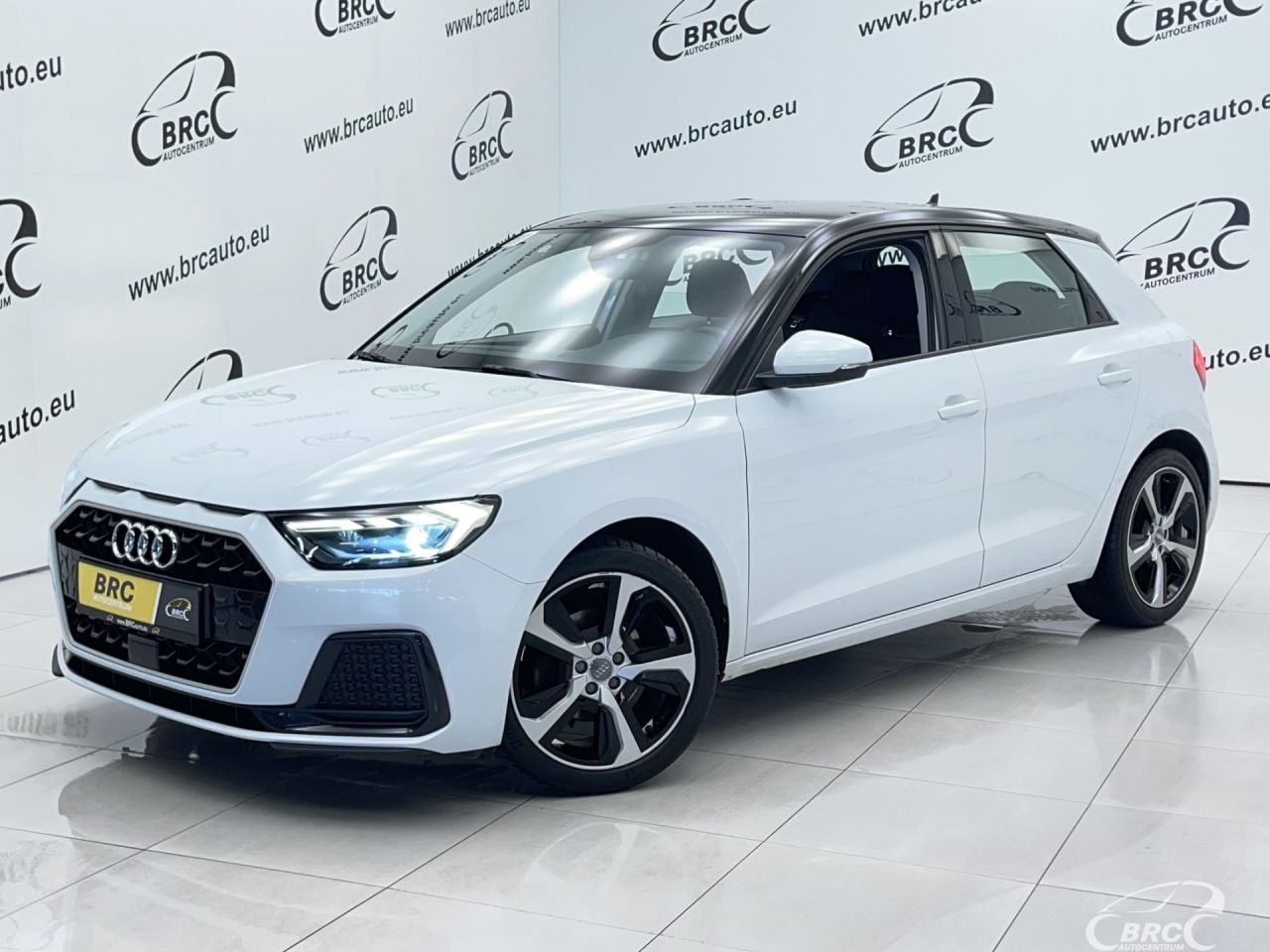Audi A1, 1.0 l., hečbekas