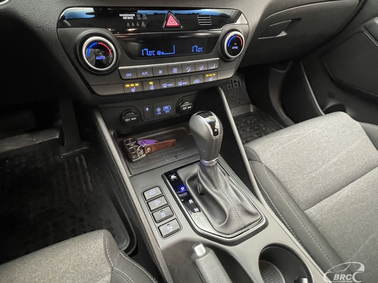 Hyundai Tucson | 24