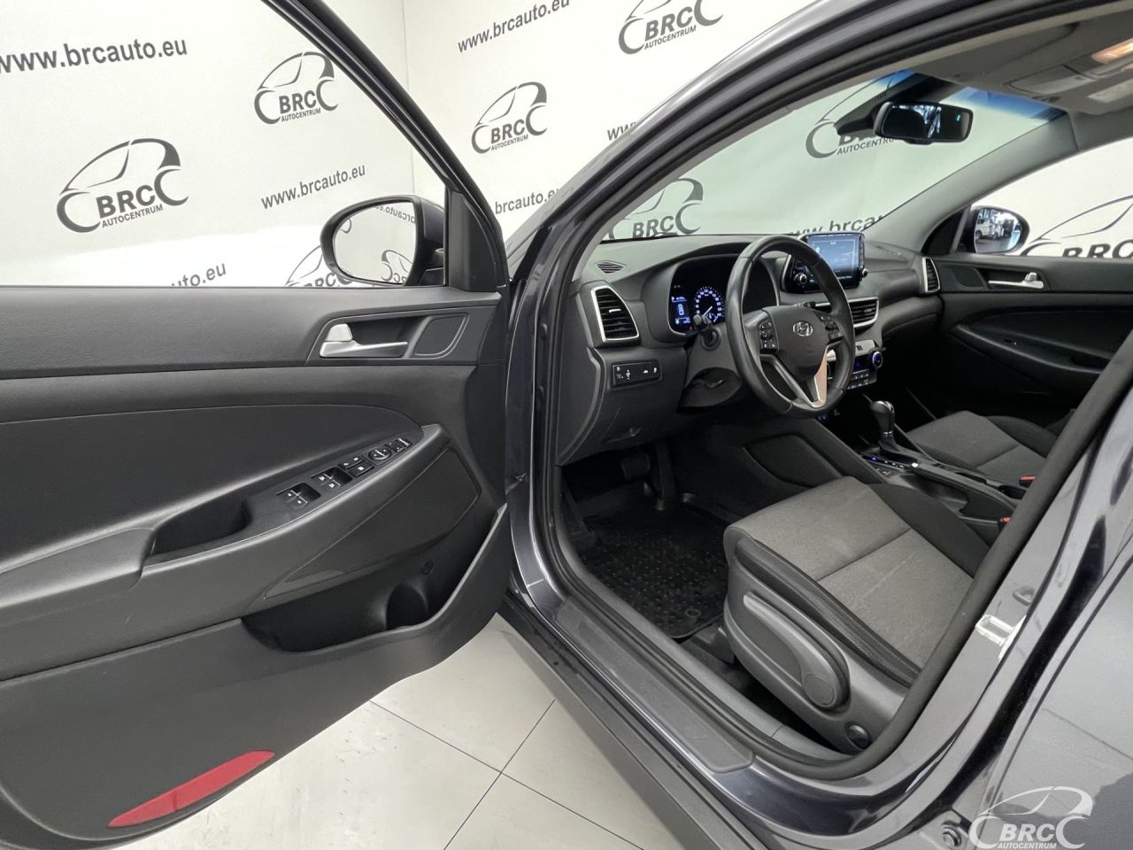 Hyundai Tucson | 17