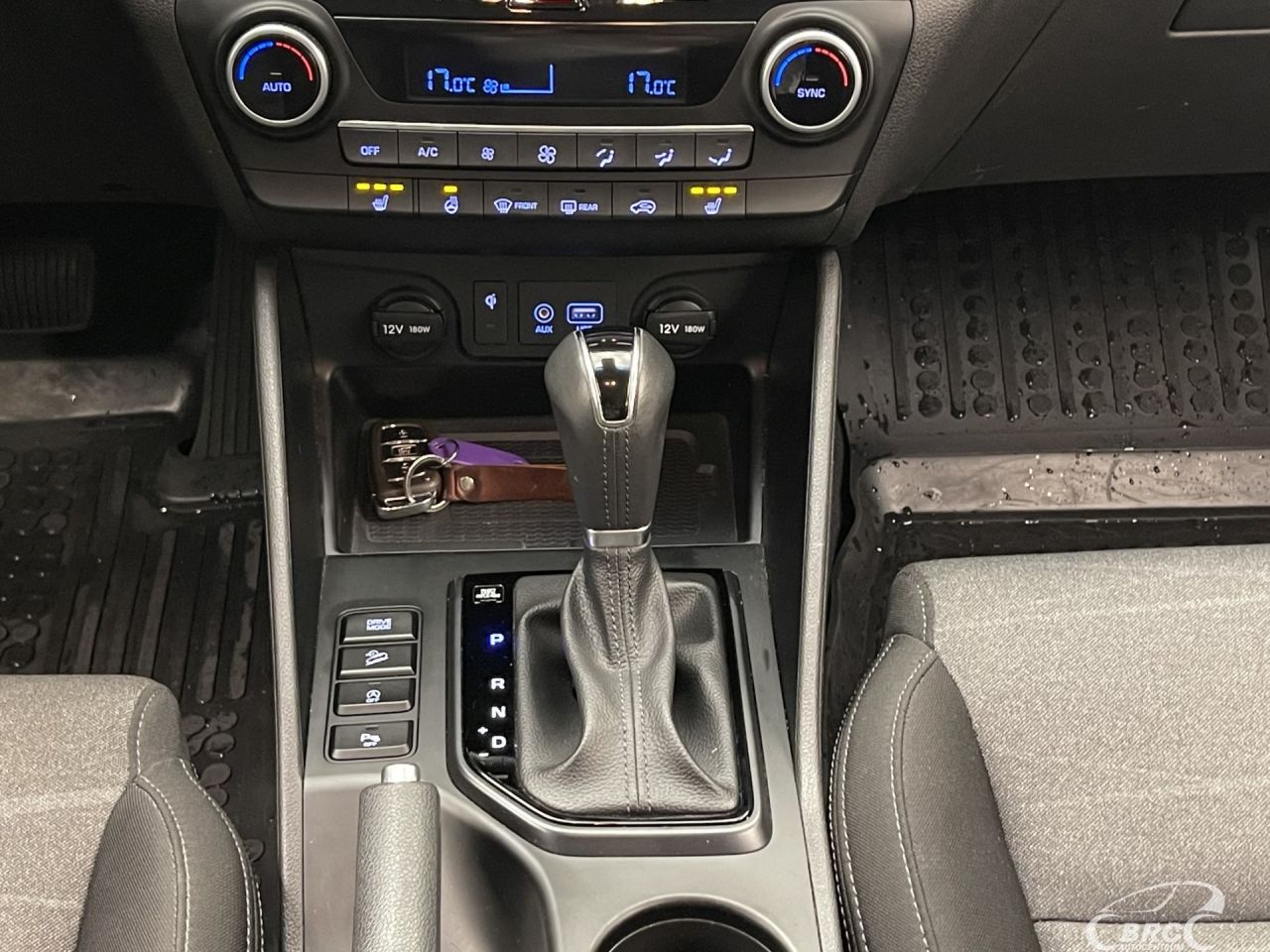 Hyundai Tucson | 16