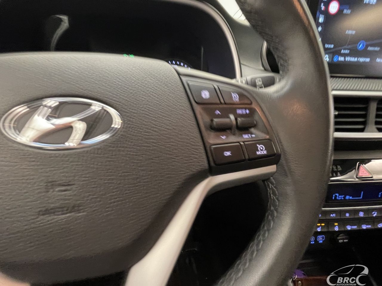 Hyundai Tucson | 28