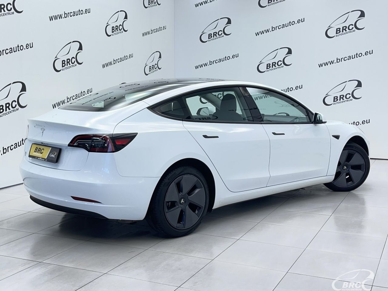 Tesla Model 3 | 1
