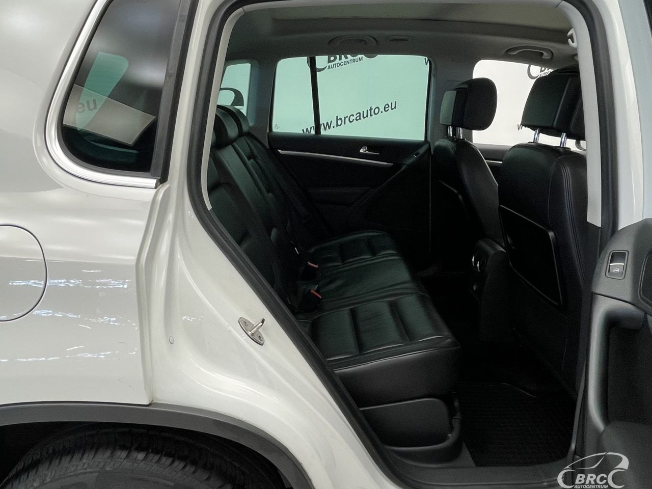 Volkswagen Tiguan | 8