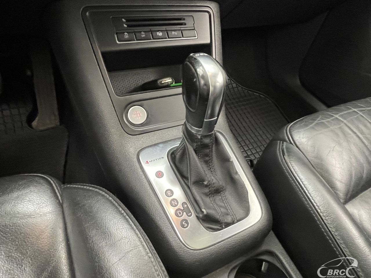Volkswagen Tiguan | 24