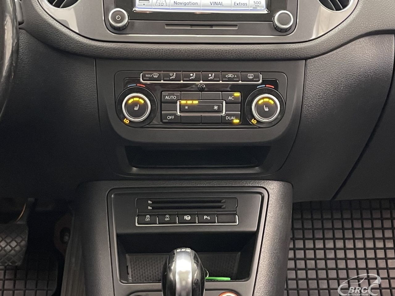 Volkswagen Tiguan | 15
