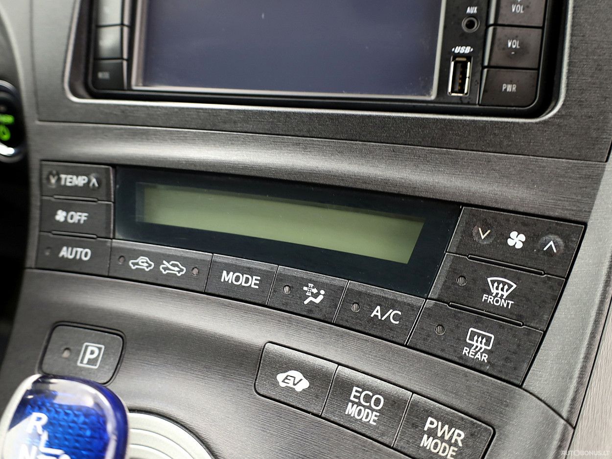 Toyota Prius | 7