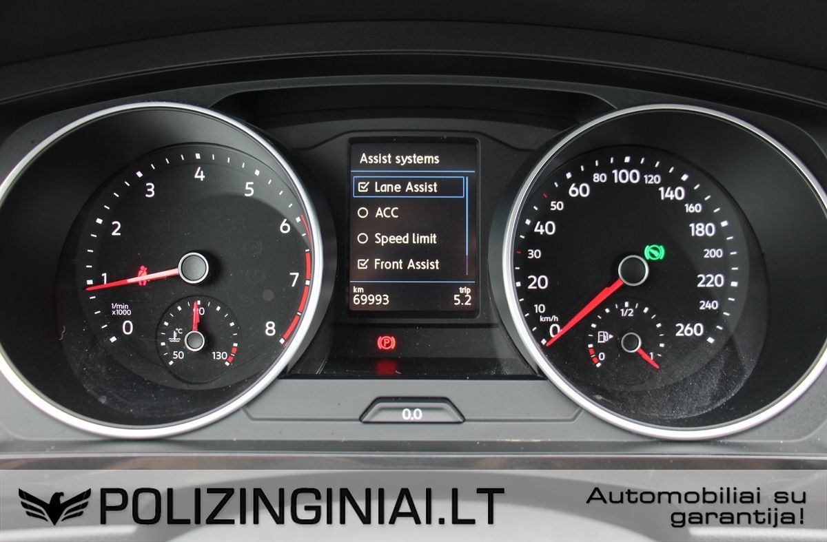 Volkswagen Tiguan | 8