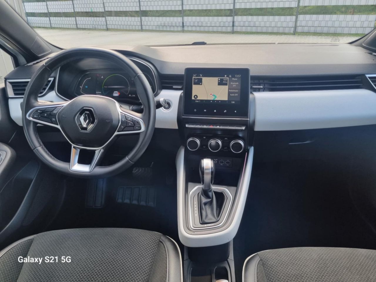 Renault Clio | 9