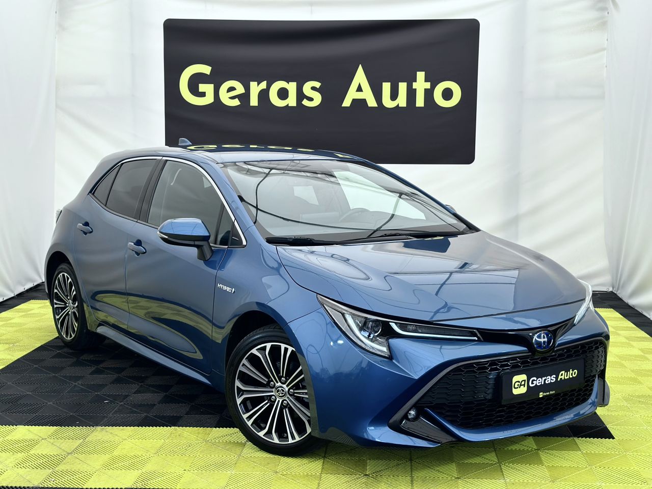 Toyota Corolla | 2