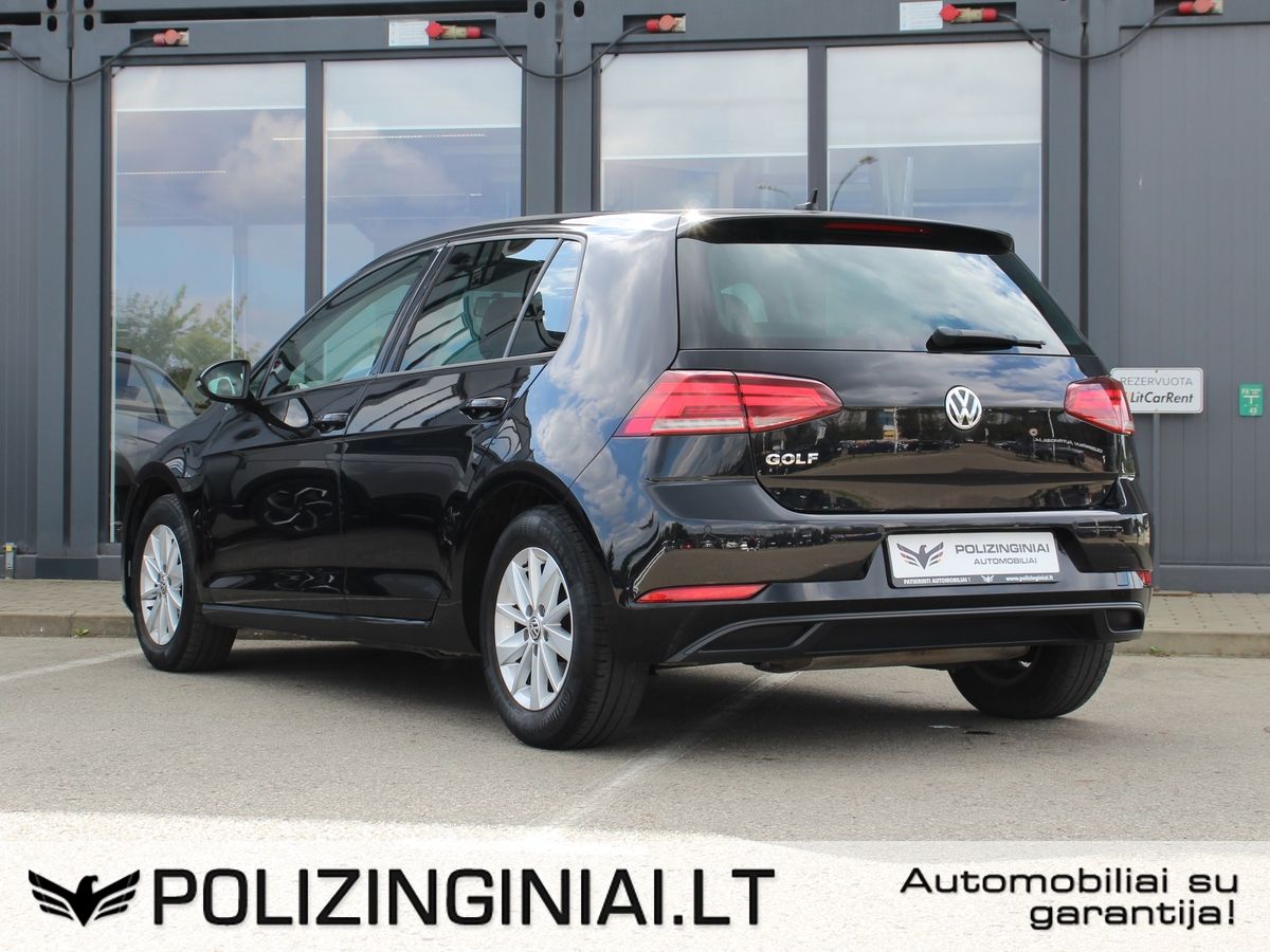 Volkswagen Golf | 3