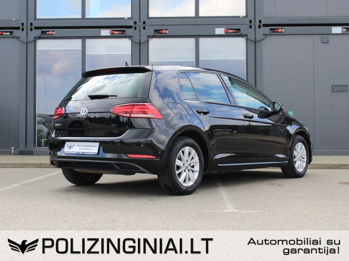 Volkswagen Golf | 2