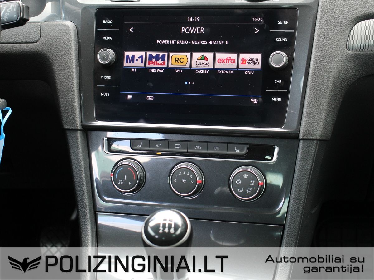 Volkswagen Golf | 8