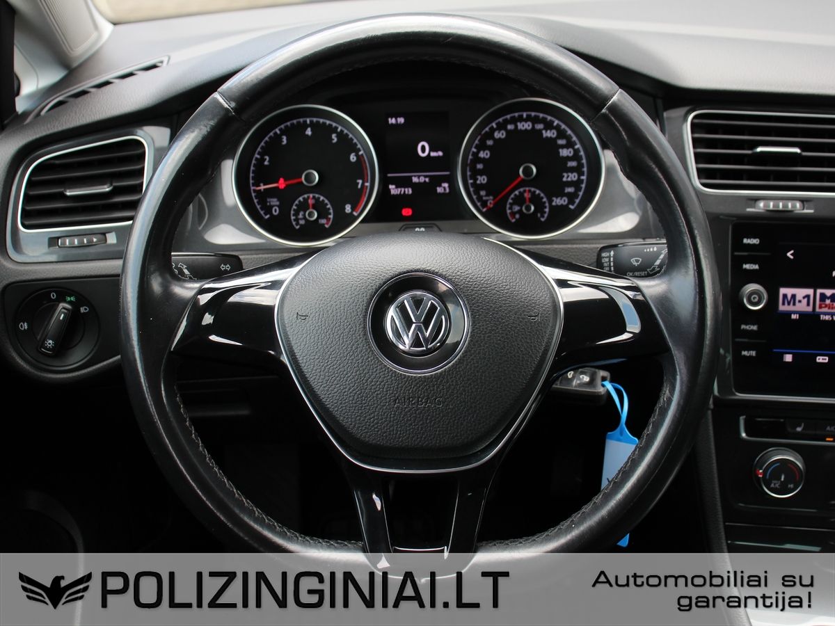 Volkswagen Golf | 5