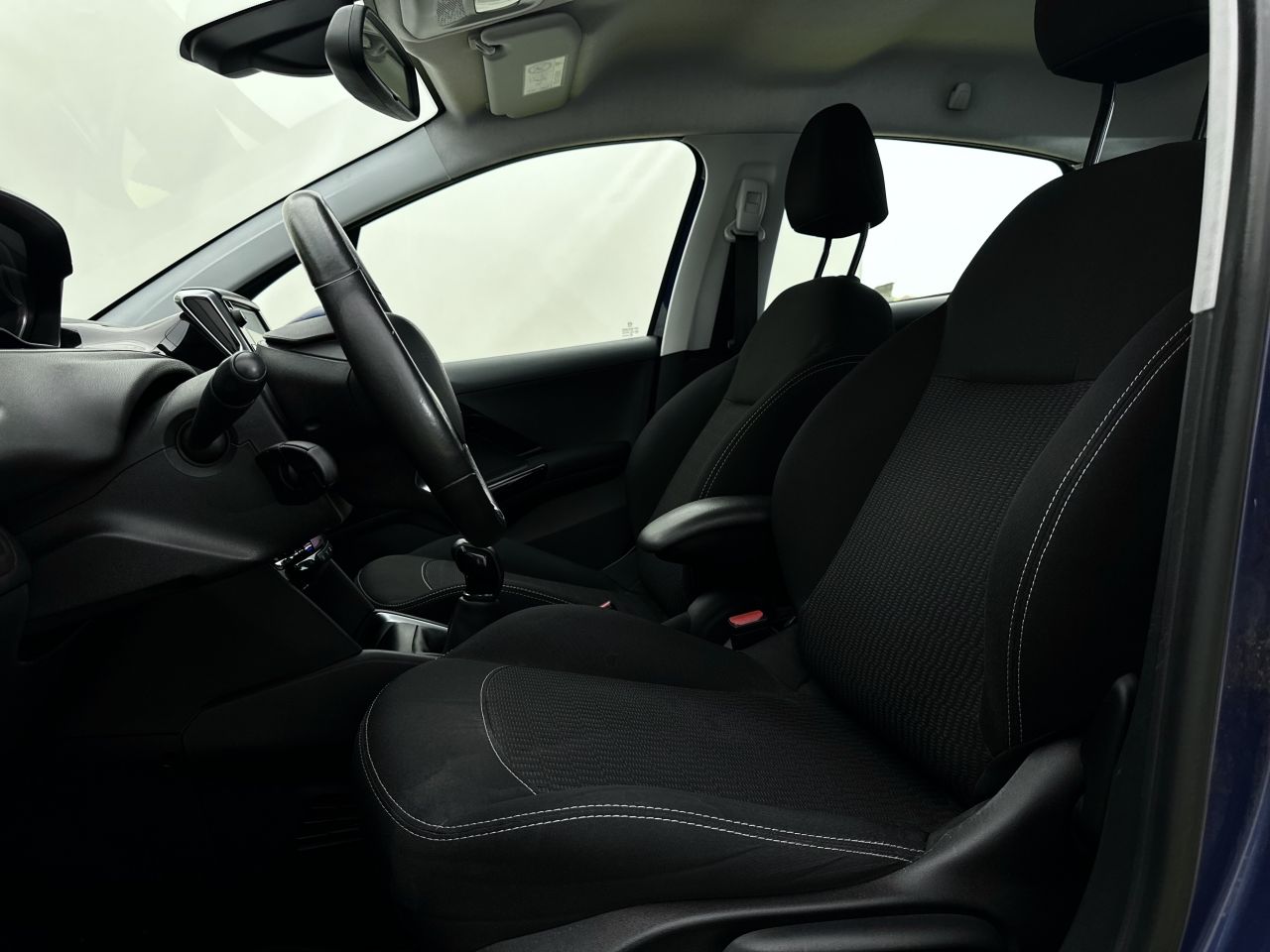 Peugeot 208 | 9