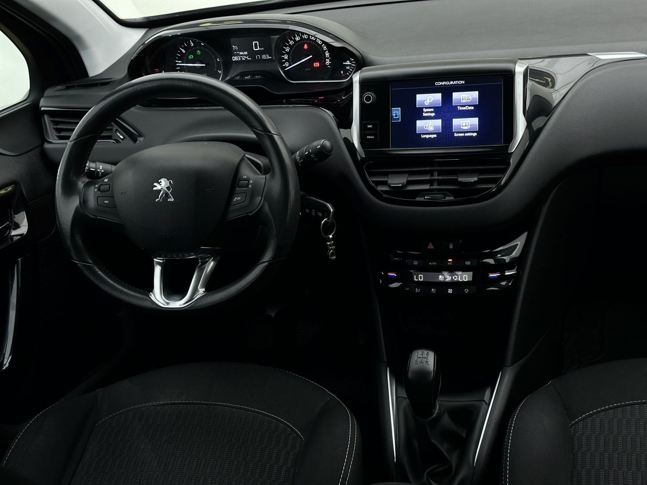 Peugeot 208 | 14