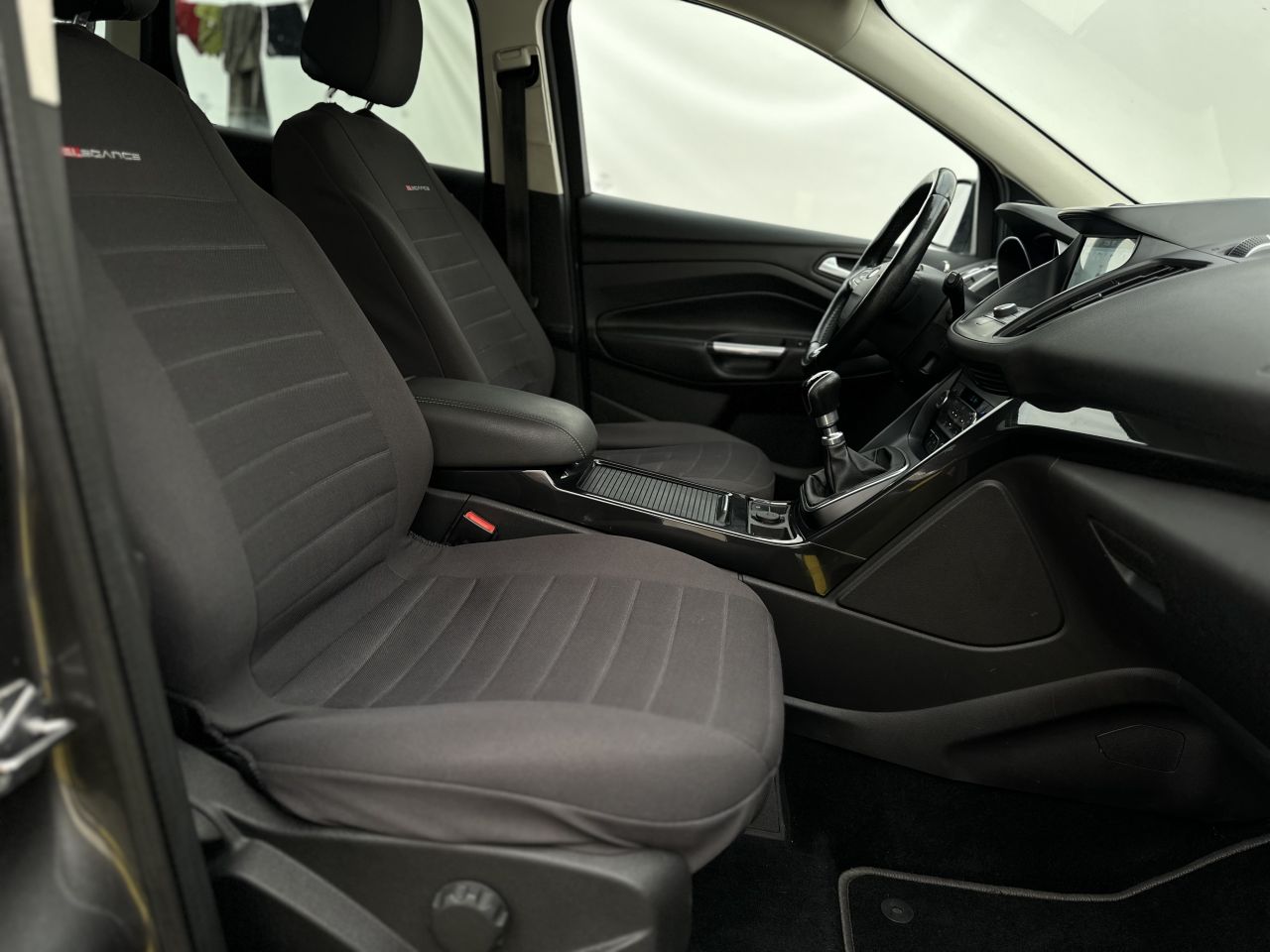 Ford Kuga | 12