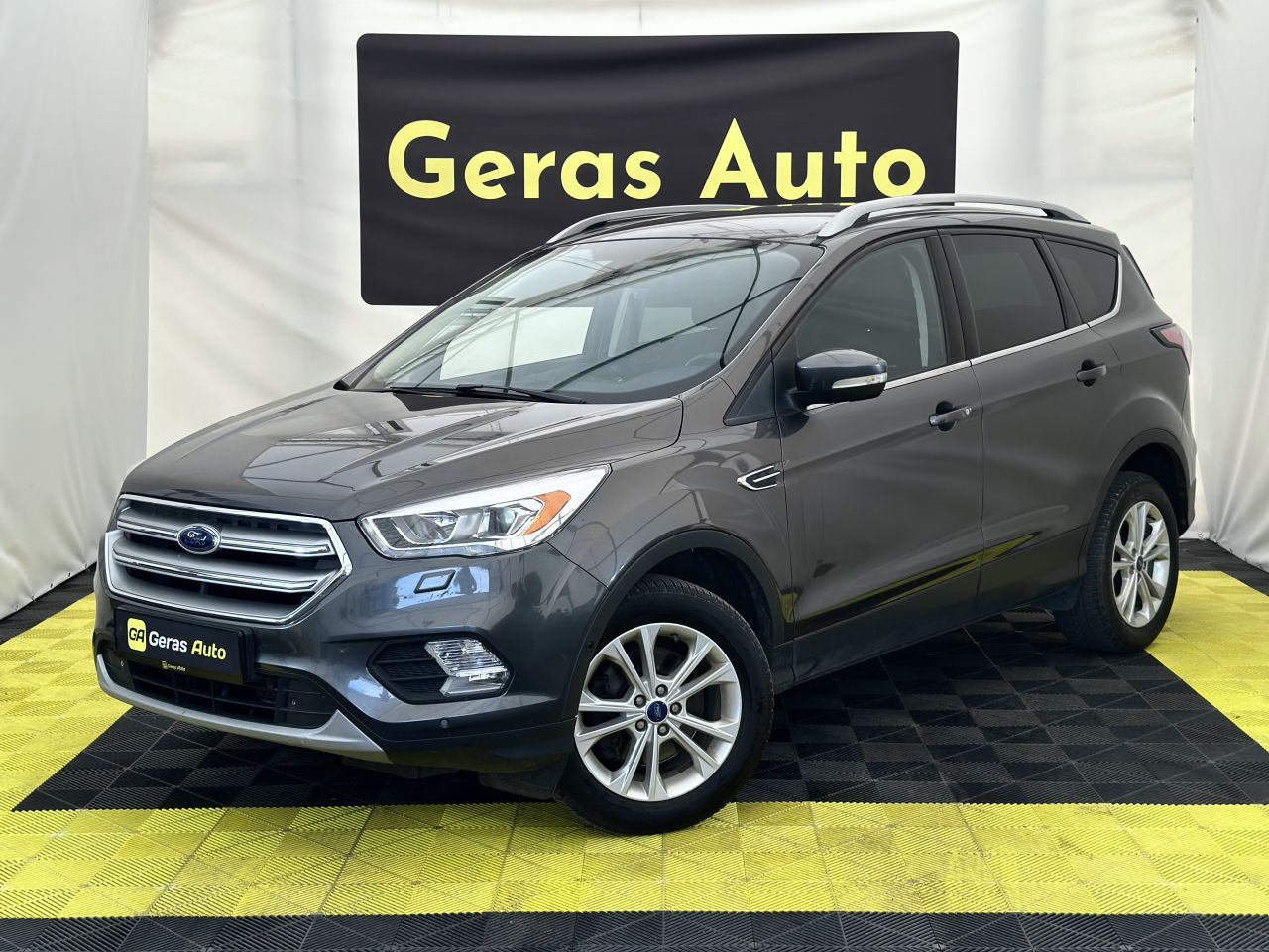 Ford Kuga, Внедорожник