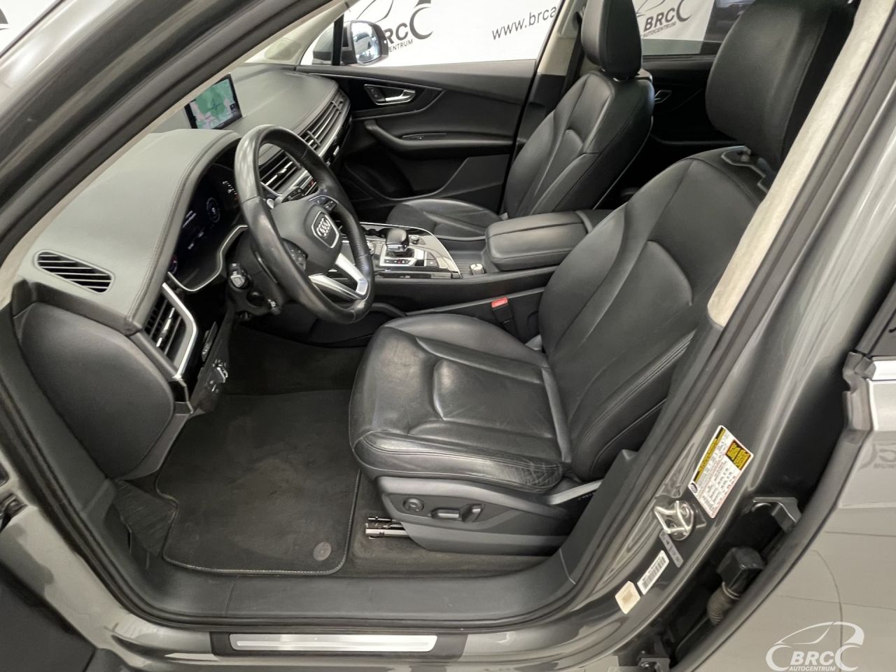Audi Q7 | 23