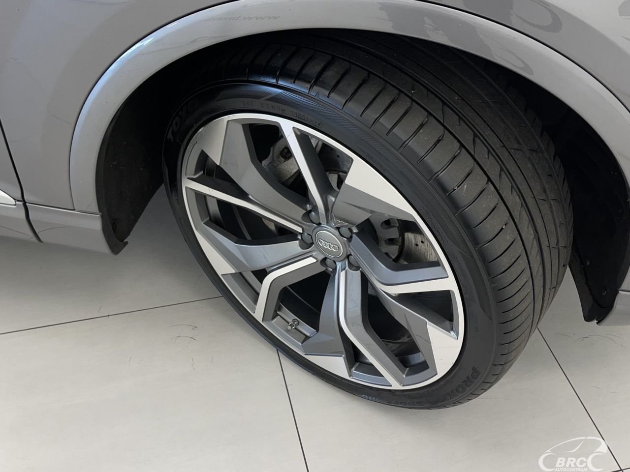 Audi Q7 | 45