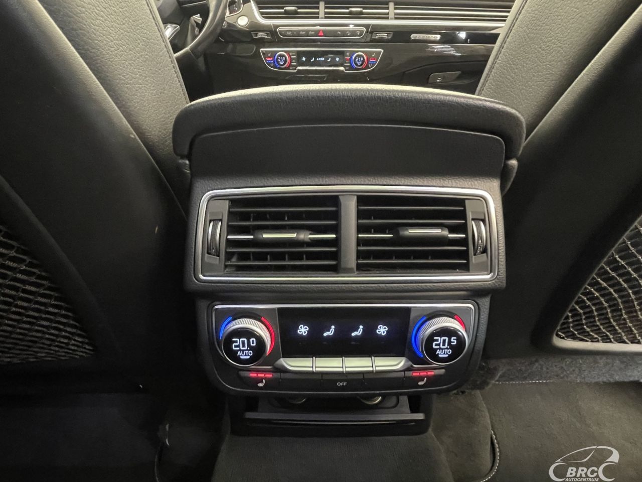 Audi Q7 | 15
