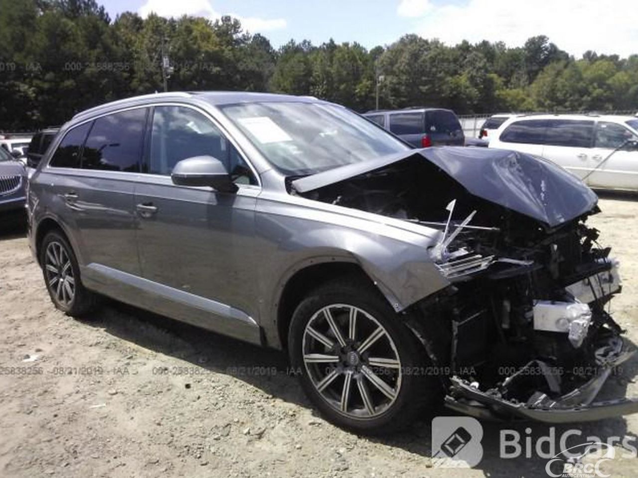 Audi Q7 | 65
