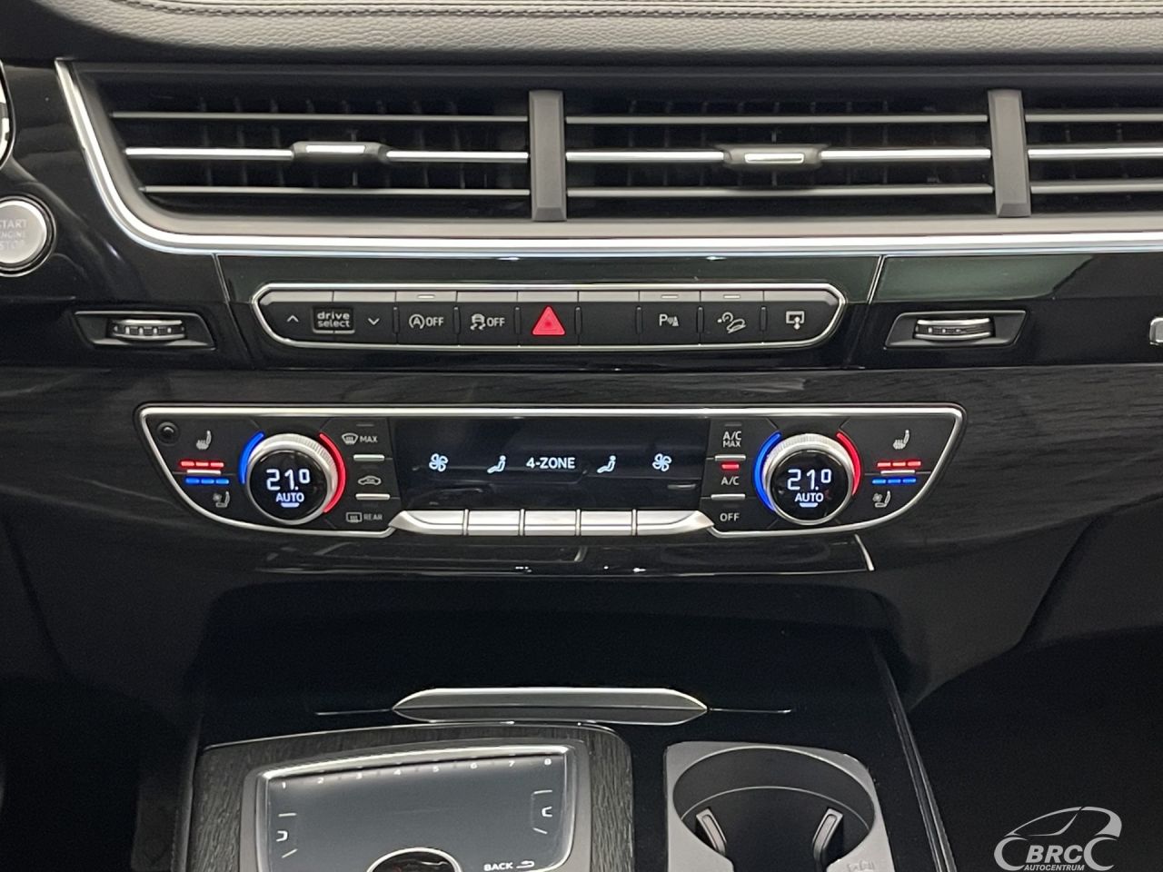 Audi Q7 | 19