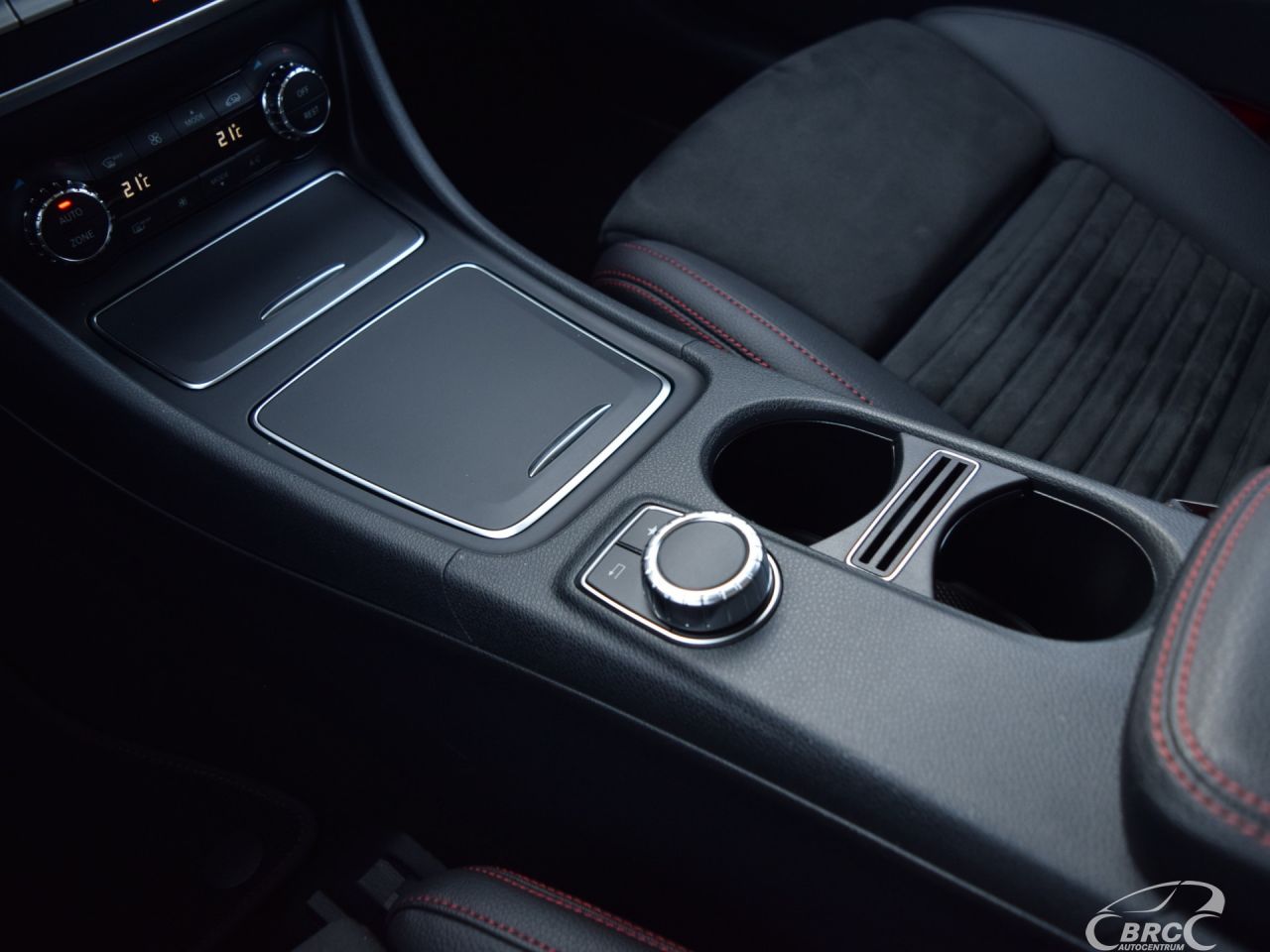 Mercedes-Benz CLA200 | 6