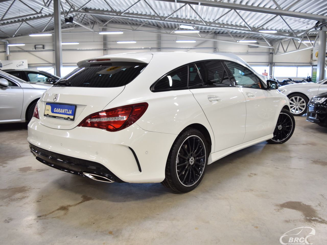 Mercedes-Benz CLA200 | 22