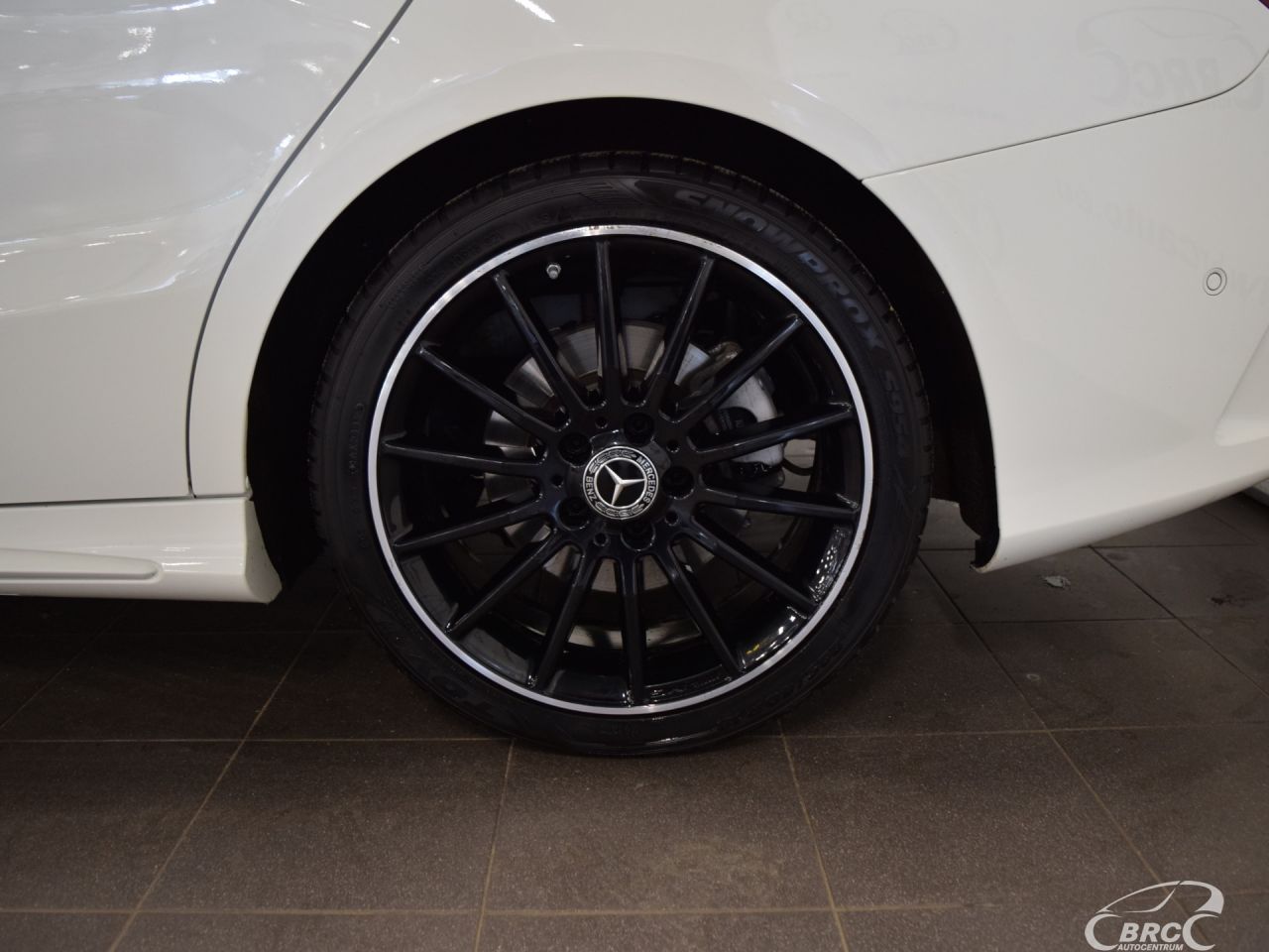 Mercedes-Benz CLA200 | 27