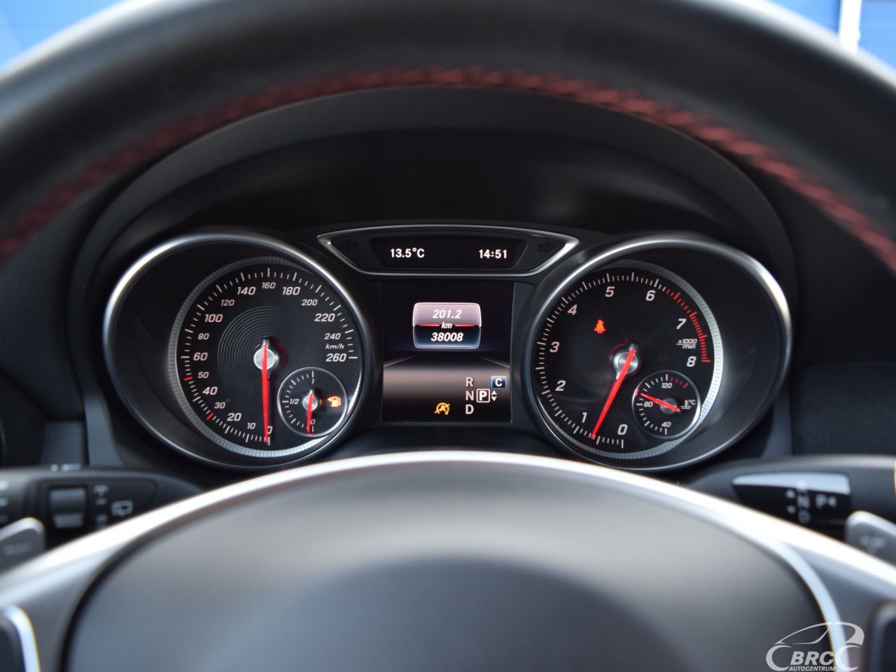 Mercedes-Benz CLA200 | 9