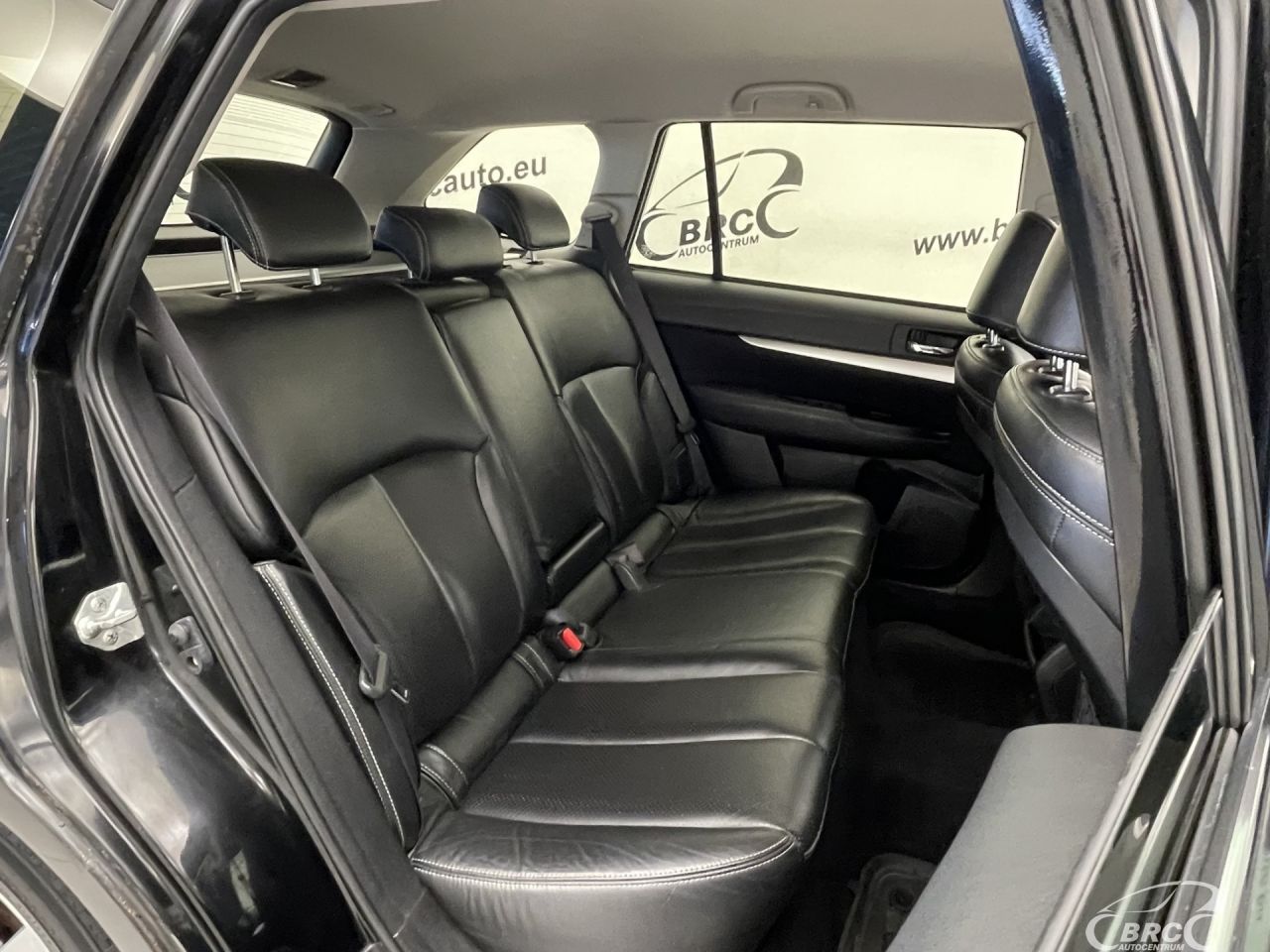 Subaru Legacy | 9