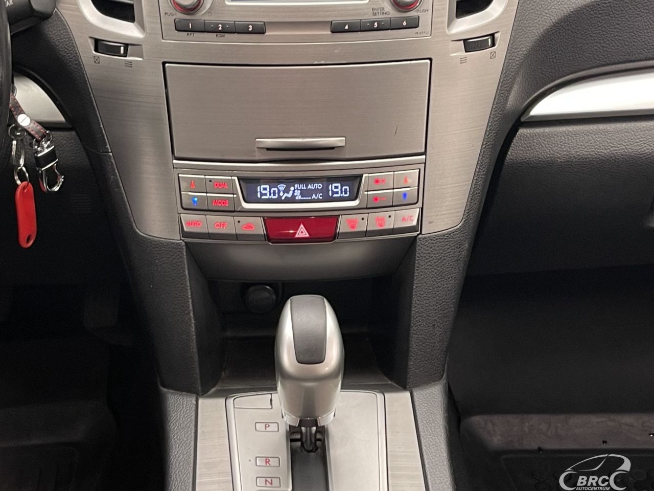 Subaru Legacy | 14