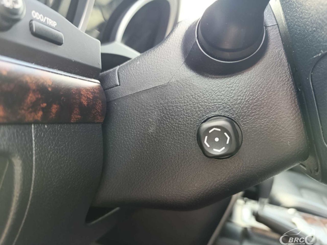 Toyota Land Cruiser | 24