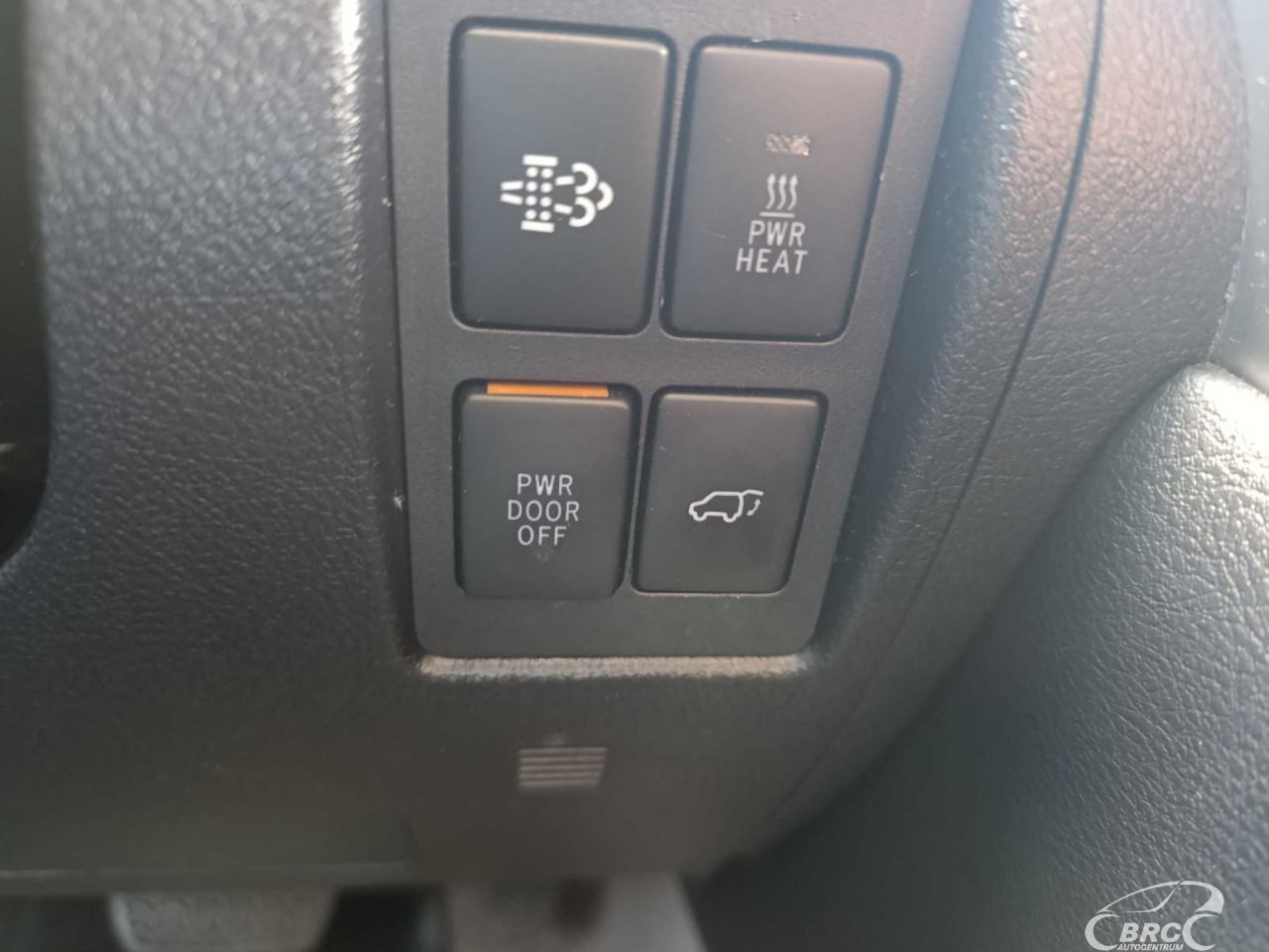 Toyota Land Cruiser | 16